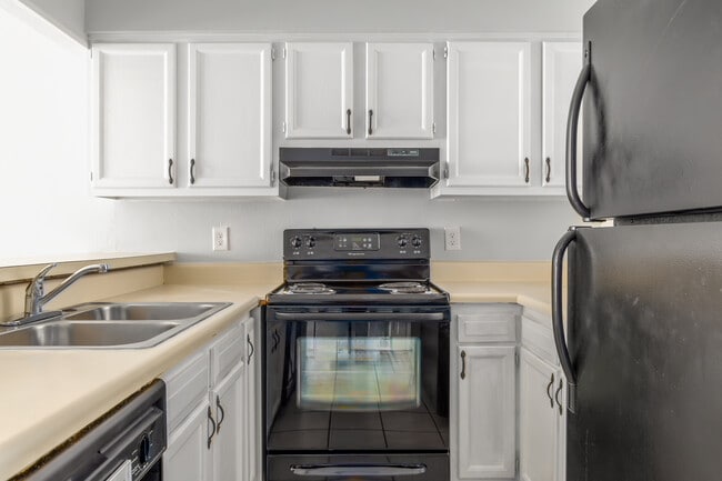 Phoenix Villas in Gainesville, FL - Foto de edificio - Interior Photo