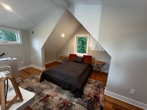209 Azalea Dr, Unit A 1 BR in Charlottesville, VA - Building Photo - Building Photo