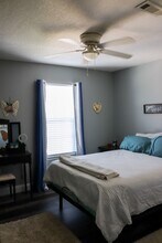 1212 Jessica Loop, Unit 2 in Jefferson City, TN - Foto de edificio - Building Photo