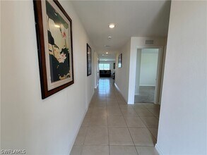 513 Ella Jean Pl in La Belle, FL - Foto de edificio - Building Photo