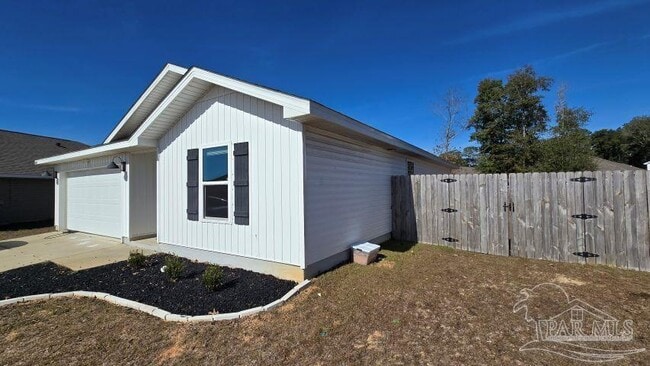 4433 Tiger Oak Ct in Milton, FL - Building Photo - Building Photo