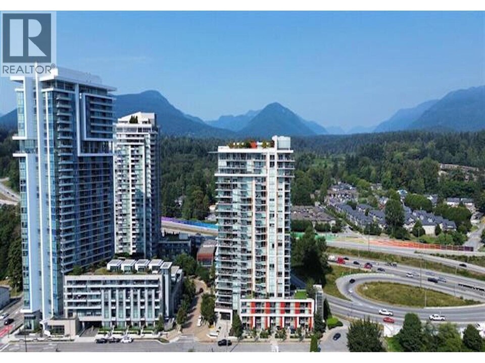 1550 Fern St in North Vancouver, BC - Building Photo