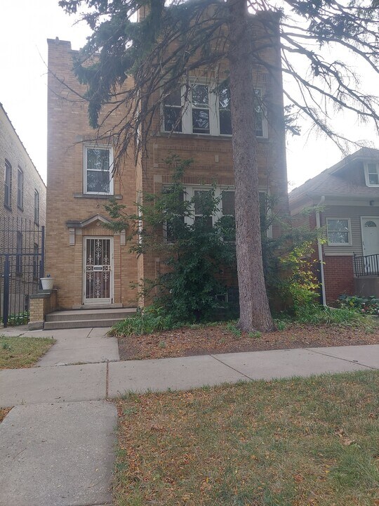 3848 N Mozart St, Unit #1 in Chicago, IL - Building Photo