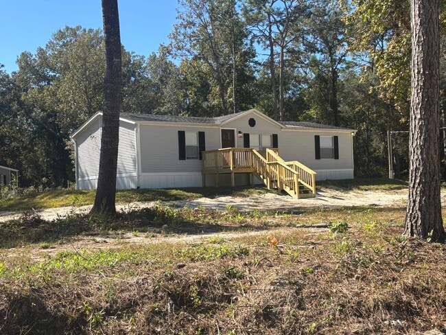 1895 Wild Cherry Dr in Tallahassee, FL - Building Photo - Building Photo