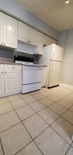 6114 SW 68th St, Unit 52 in South Miami, FL - Foto de edificio - Building Photo