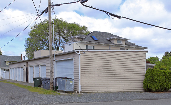 2602 Everett Ave in Everett, WA - Building Photo - Building Photo