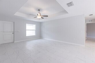 2006 Rosa Ct in Lehigh Acres, FL - Building Photo - Building Photo
