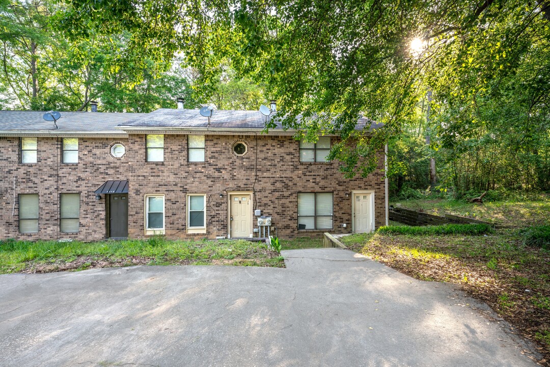 1120 Windgate Cir NW in Conyers, GA - Building Photo