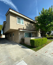 732 Newport Ave in Long Beach, CA - Building Photo - Building Photo