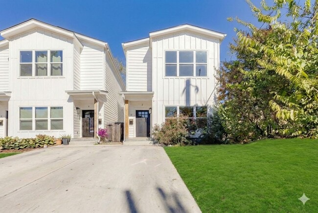 property at 811 Nevada St