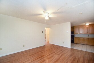 23 Erick Rd in Mansfield, MA - Building Photo - Building Photo