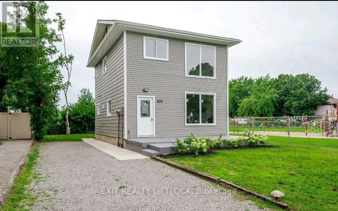 825 Cameron St in Peterborough, ON - Building Photo