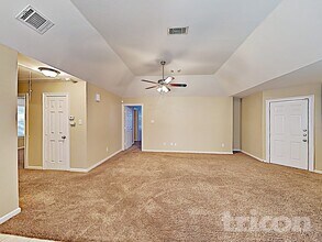 12926 Abalone Way in Houston, TX - Foto de edificio - Building Photo