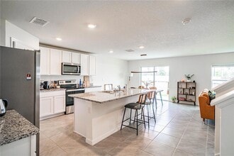 13295 Mylion Wy in Spring Hill, FL - Building Photo - Building Photo