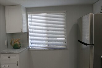 11110 Caravel Cir in Ft. Myers, FL - Building Photo - Building Photo