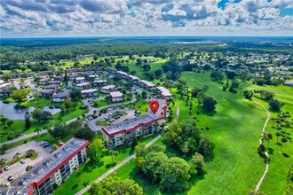 4372 27th Ct SW in Naples, FL - Foto de edificio - Building Photo