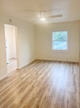 138 Lincoln St in Santa Rosa, CA - Foto de edificio - Building Photo