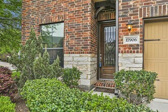 17906 Arapaho Hill Ln in Humble, TX - Building Photo - Building Photo