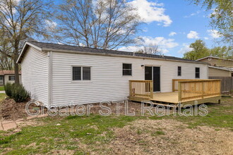 29 Jeffrey Wayne Dr in St. Peters, MO - Building Photo - Building Photo