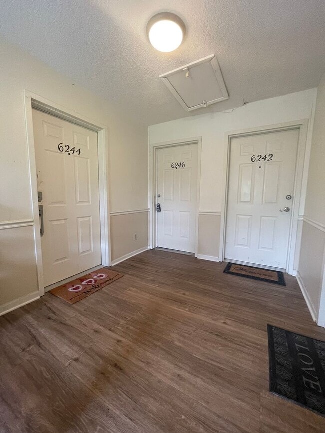 6246 Rosecroft Dr in Charlotte, NC - Building Photo - Building Photo
