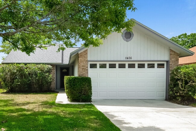 property at 11426 Lumberjack Cir W