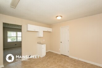 6090 Graceland Cir in Morrow, GA - Building Photo - Building Photo