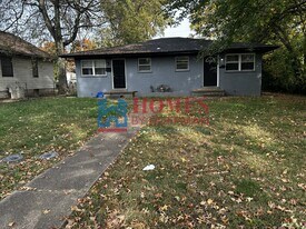 1422 Taylor Ave in Evansville, IN - Building Photo