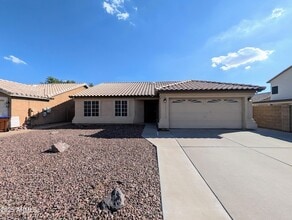 8639 W Fullam St in Peoria, AZ - Building Photo - Building Photo