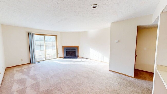 5929 Shadow Lake Cir in Columbus, OH - Building Photo - Building Photo