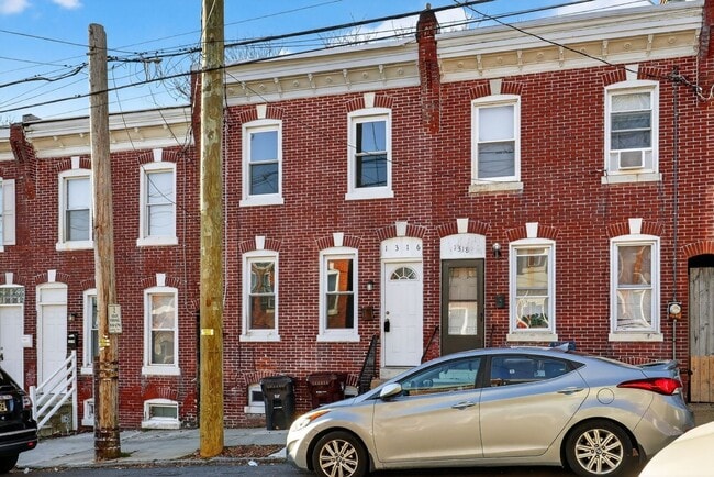 property at 1316 W 3rd St