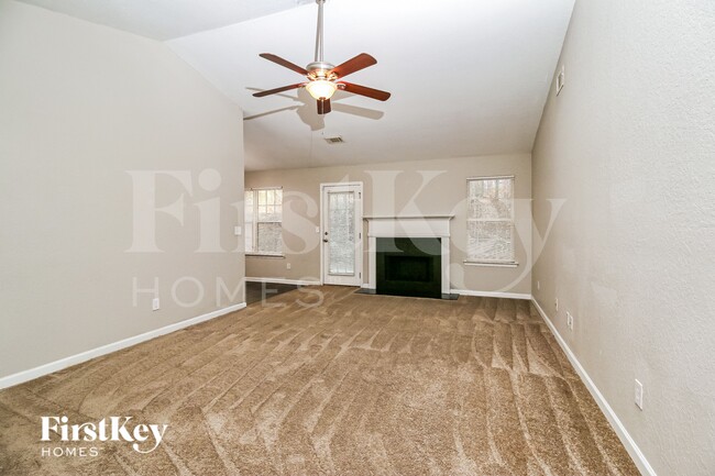 355 Lakeside Point in Covington, GA - Building Photo - Building Photo