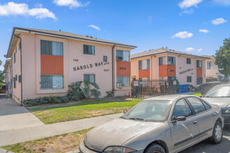 5612-5618 Harold Way in Los Angeles, CA - Foto de edificio - Floor Plan