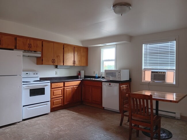 627 NE Opal St, Unit 627