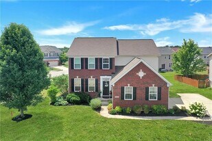 7830 Wedgetail Drive in Zionsville, IN - Building Photo