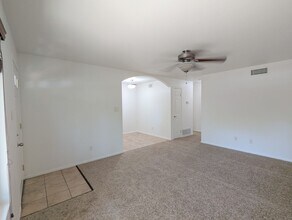 4701 Amber Ln in Sacramento, CA - Building Photo - Building Photo