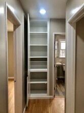 9334 S 6th Ave in Inglewood, CA - Foto de edificio - Building Photo