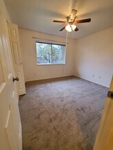 3757 SE Milwaukie Ave, Unit 4 in Portland, OR - Building Photo - Building Photo
