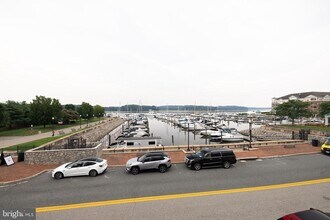 610 Marina Landing Ln in Woodbridge, VA - Building Photo - Building Photo