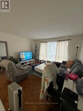 72 Lake Ave in Richmond Hill, ON - Building Photo - Building Photo