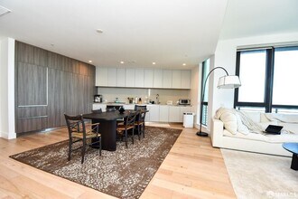 1 Bristol Ct in San Francisco, CA - Building Photo - Building Photo