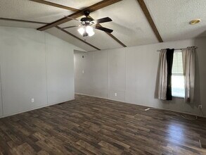 1106 Grant St in Agra, OK - Building Photo - Building Photo