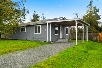 1506-1506 110th St S in Parkland, WA - Foto de edificio - Building Photo