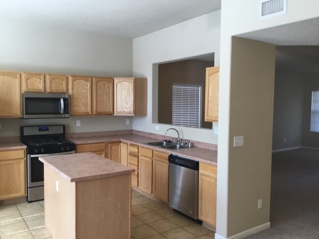 2020 Palenque Dr SE in Rio Rancho, NM - Building Photo - Building Photo