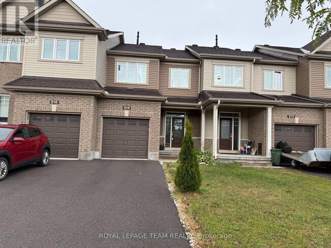 property at 214 Bandelier Way