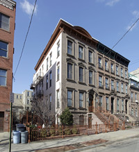 716 Hudson St in Hoboken, NJ - Building Photo - Building Photo