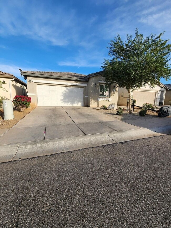 property at 2712 Spring St