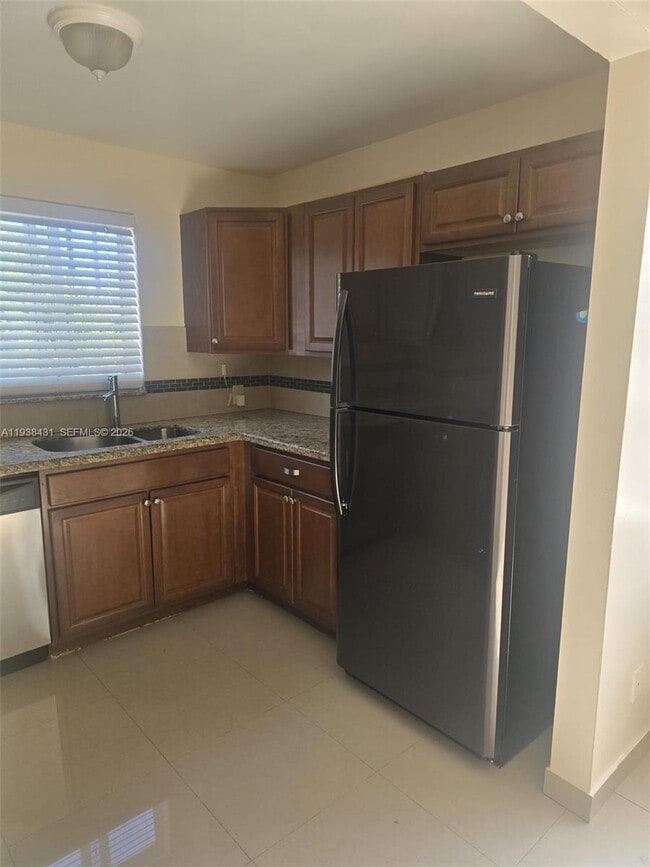 451 S 19th Ave in Hollywood, FL - Building Photo - Building Photo