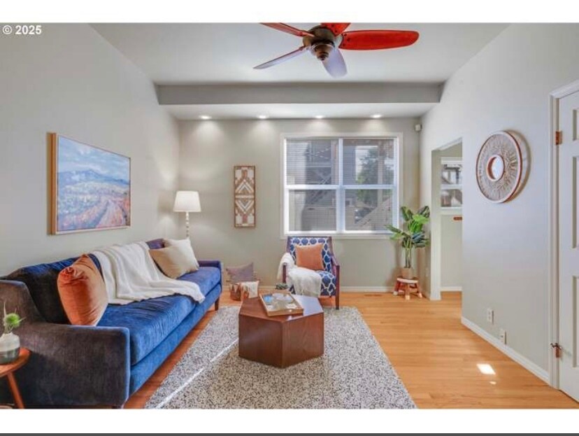 74 NE Sacramento St, Unit 74 in Portland, OR - Building Photo