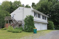 2172 Route 44 55 in Gardiner, NY - Foto de edificio - Building Photo