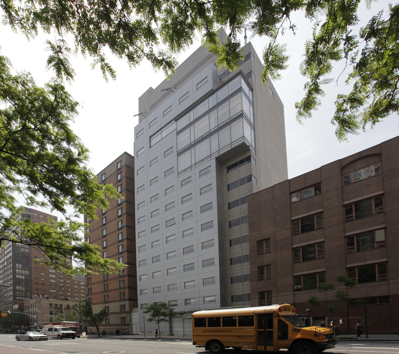 Government of The Peoples Republic of China in New York, NY - Building Photo